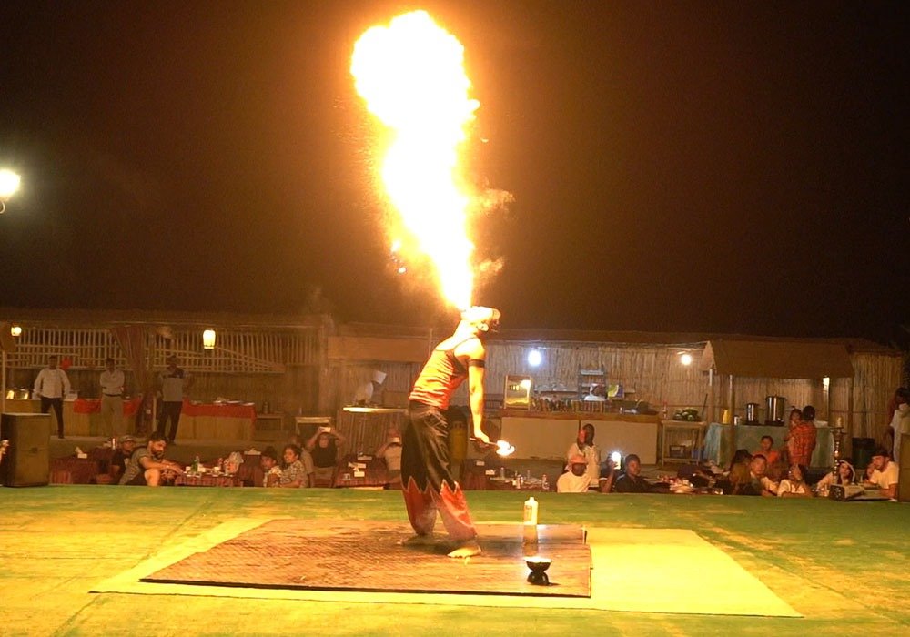 VIP Evening Desert Safari with Buffet and Entertainment