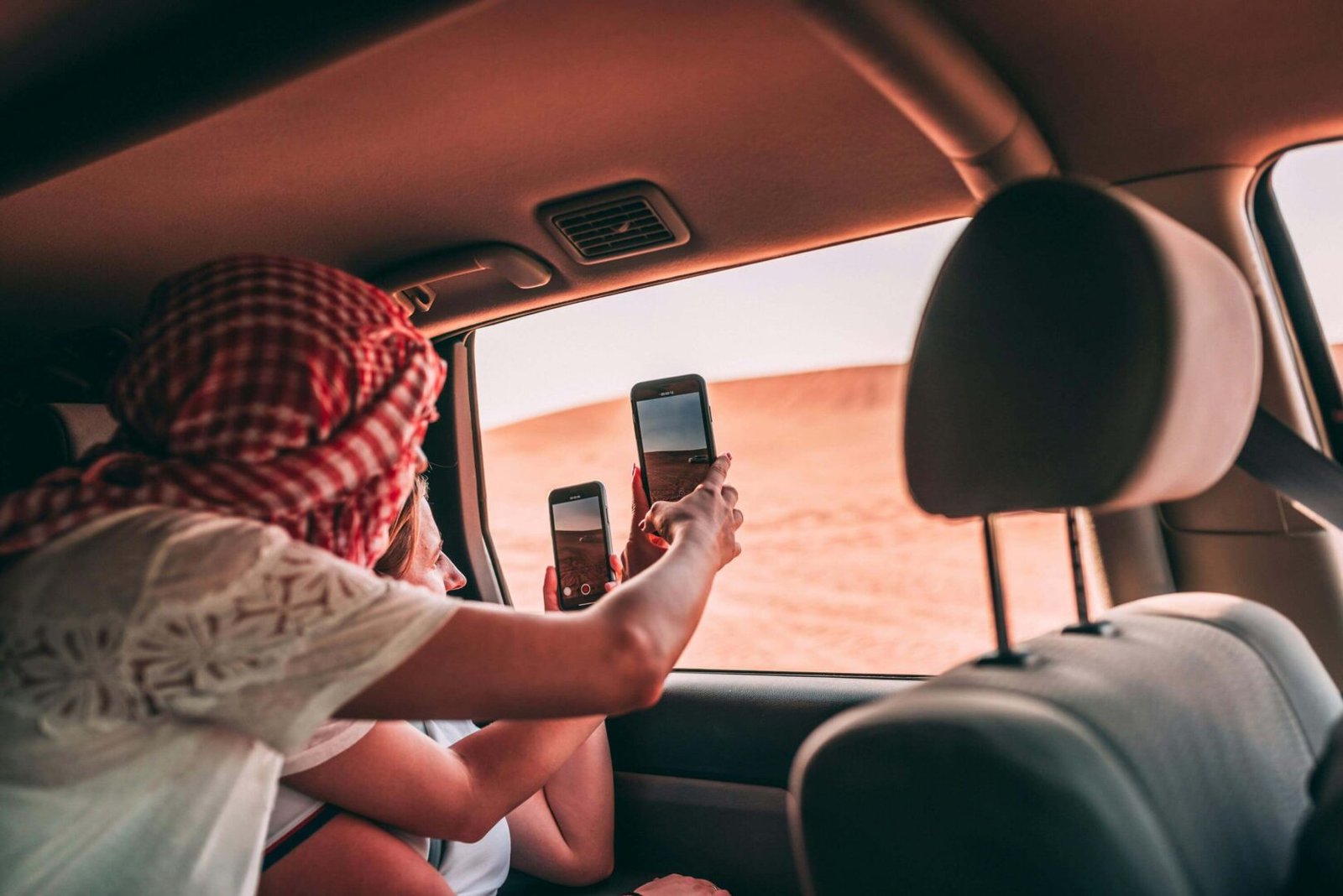 Private desert safari with 4x4 transfer for families in Dubai